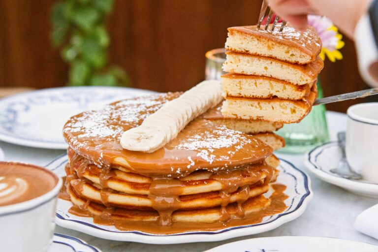Best Dulce de Leche Pancakes Near Me