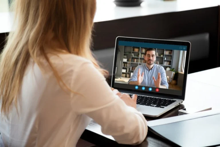 How to Interview Participants Remotely: A Practical Guide for Effective Online Interviews